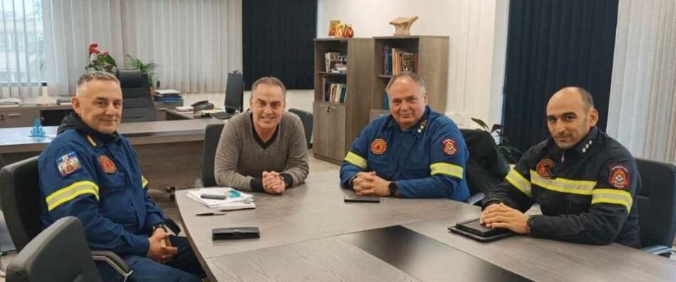Συνάντηση Δημάρχου Λεβαδέων με την ηγεσία της Πυροσβεστικής Υπηρεσίας Στερεάς Ελλάδας                                                                                                                                                                  950x397