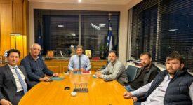 Συνάντηση Αυγενάκη με εκπροσώπους του συνεταιρισμού ΕΝΙΠΕΑ Φαρσάλων                                                                                                                                 275x150