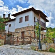 Νέοι κανόνες για έναν υπεύθυνο και διαφανή τομέα βραχυχρόνιων μισθώσεων villa greece 180x180