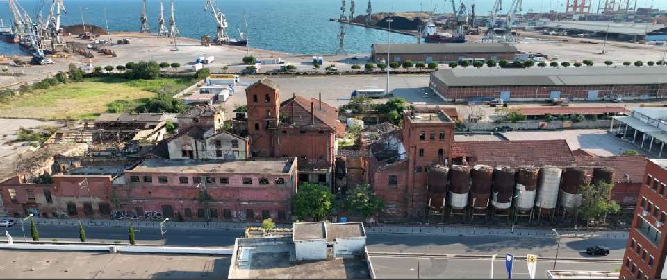 Θεσσαλονίκη: Δρομολογείται η απόκτηση του βιομηχανικού συγκροτήματος της πρώην ζυθοποιίας ΦΙΞ                                                                                                                                                   2