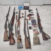 4 συλλήψεις στα Χανιά για παραβάσεις των νόμων περί όπλων, βεγγαλικών και πυροτεχνημάτων DSCN0856 180x180